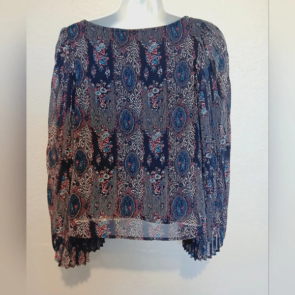 💚5/$25 Fire Los Angeles Accordian Sleeved Bohemian Print Blouse XS Blue Pink - Picture 8 of 9